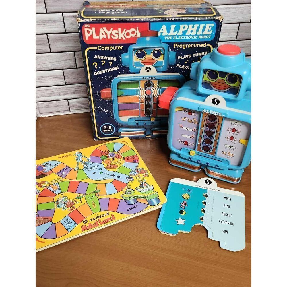 Vintage 1978 Playskool Alphie The Electronic Robot Tested and Working # A67